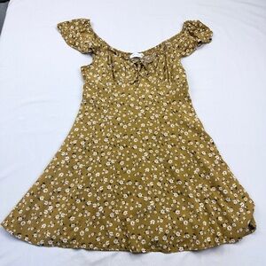 Off the Shoulder Mini Dress in Camel Floral